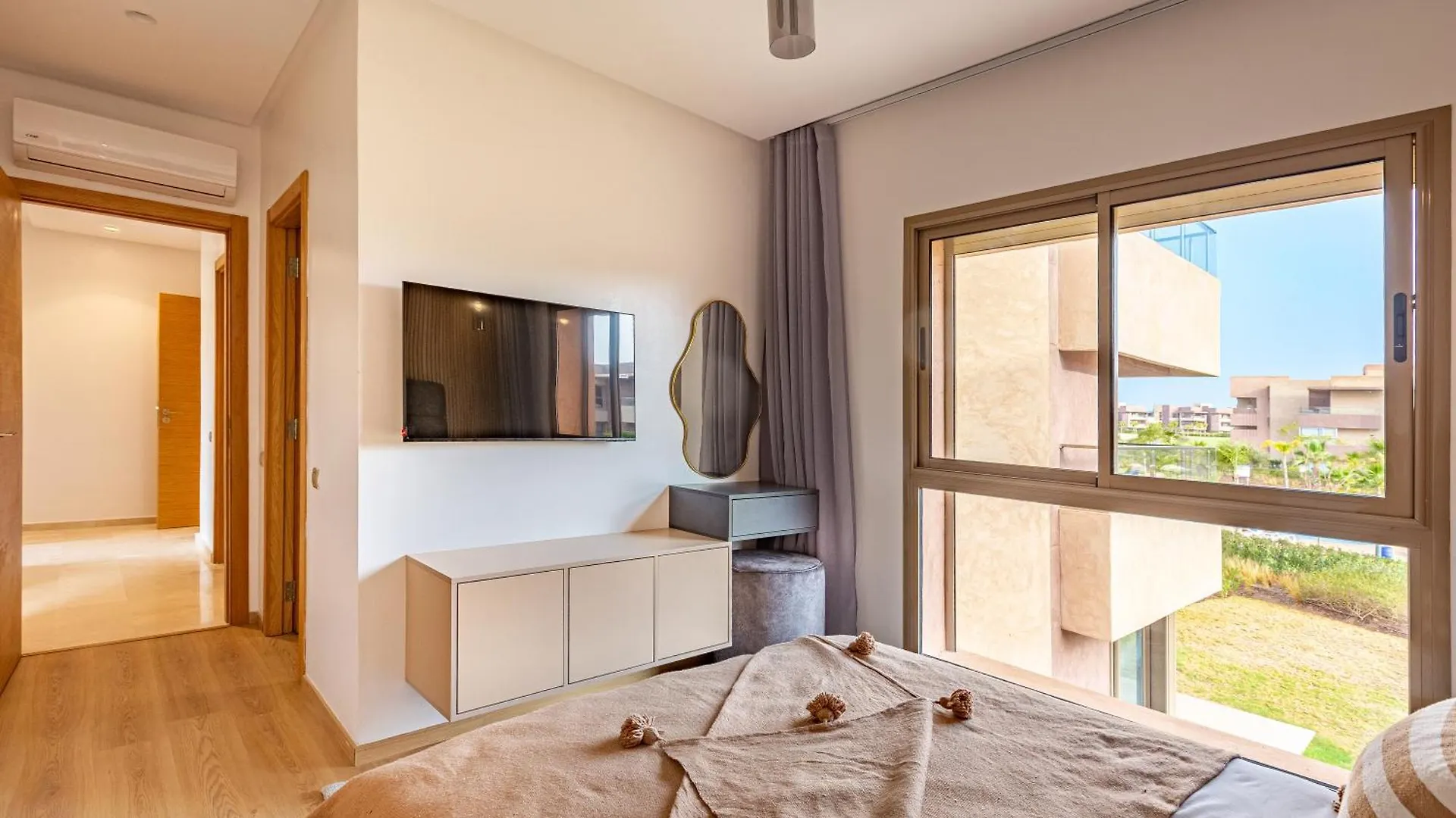 New! Residence De Luxe Avec Piscine & Parking Marrakesh Apartment